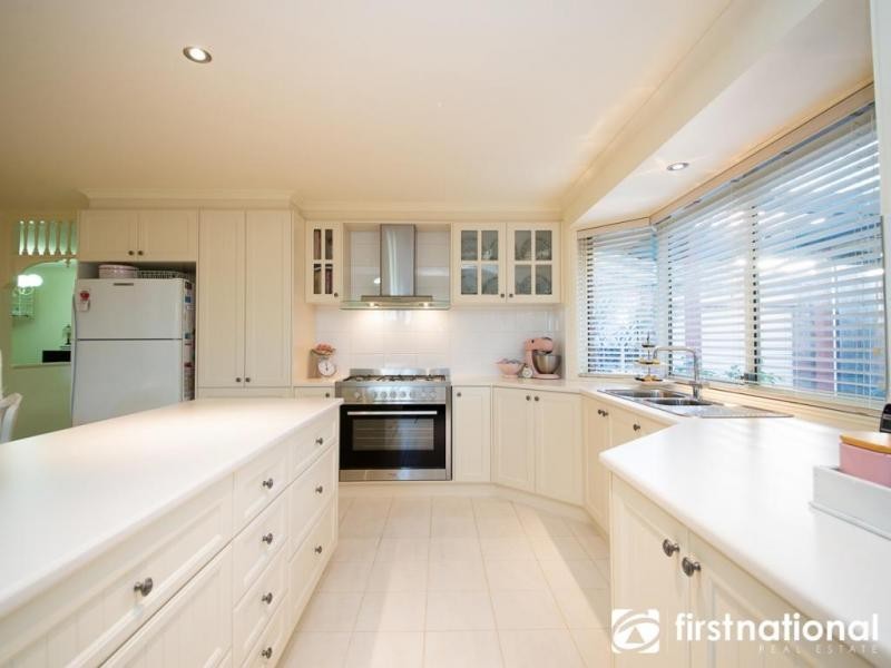 5 Shamrock Close, Narre Warren South VIC 3805