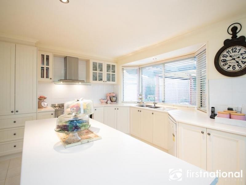 5 Shamrock Close, Narre Warren South VIC 3805