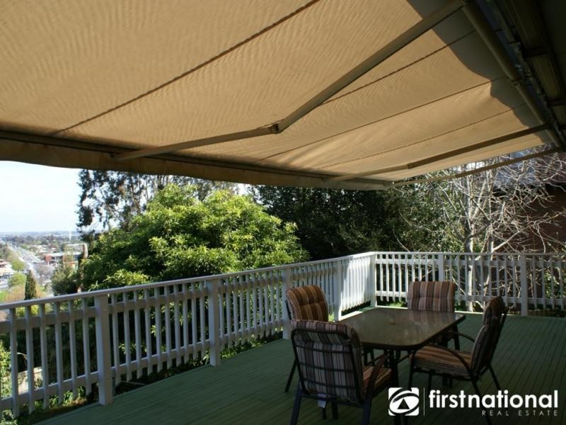 21 Kramer Drive, Berwick VIC 3806