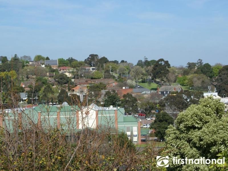 21 Kramer Drive, Berwick VIC 3806