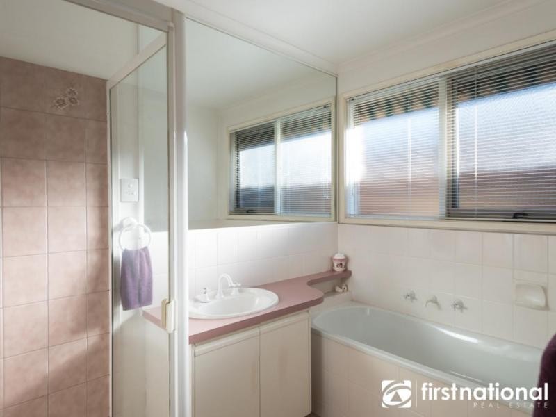 3 Florence Avenue, Berwick VIC 3806