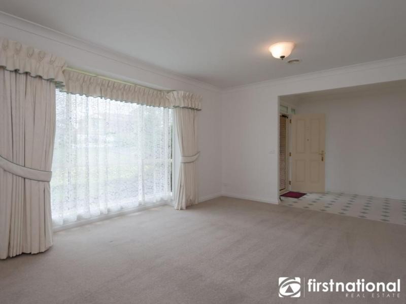 1/1 Scanlan Street, Berwick VIC 3806