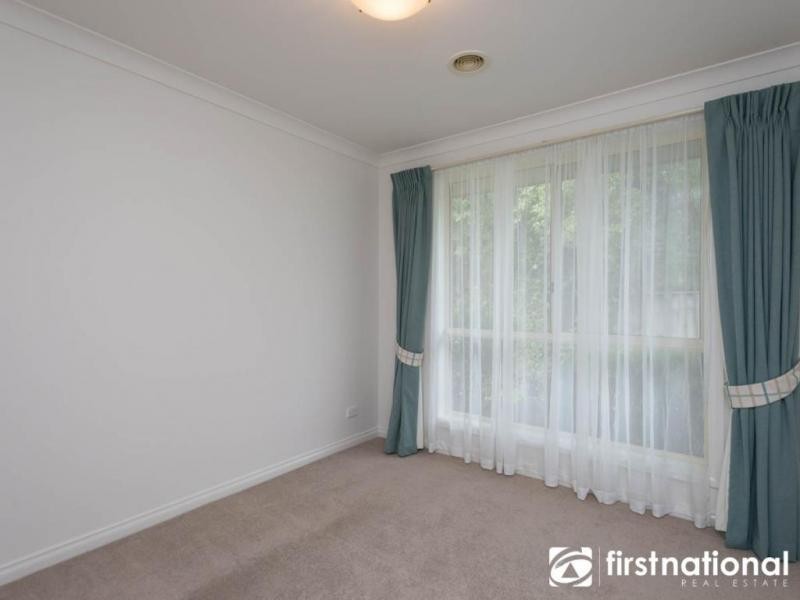 1/1 Scanlan Street, Berwick VIC 3806