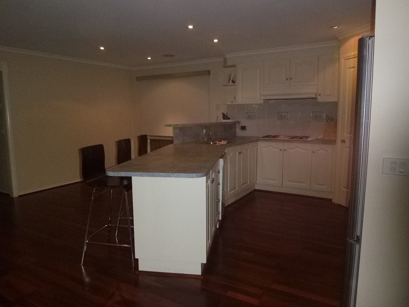 25 Innes Court, Berwick VIC 3806