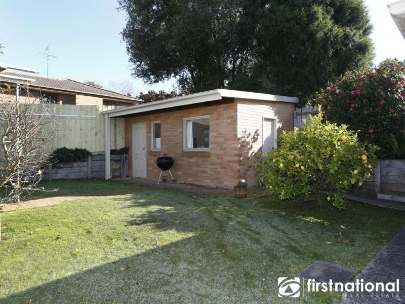 6 Michael Court, Berwick VIC 3806