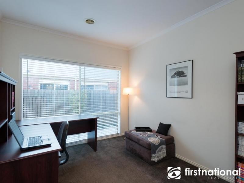 28 Clocktower Court, Berwick VIC 3806