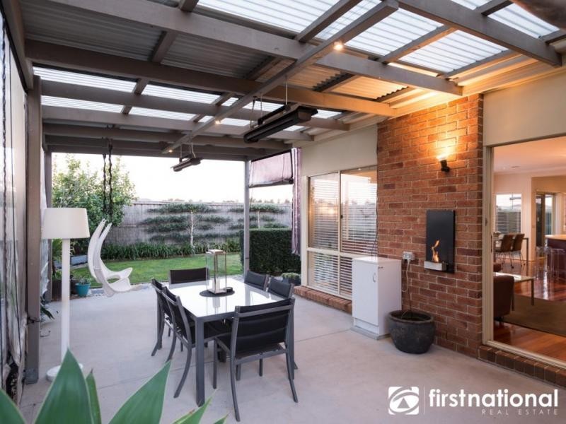 28 Clocktower Court, Berwick VIC 3806
