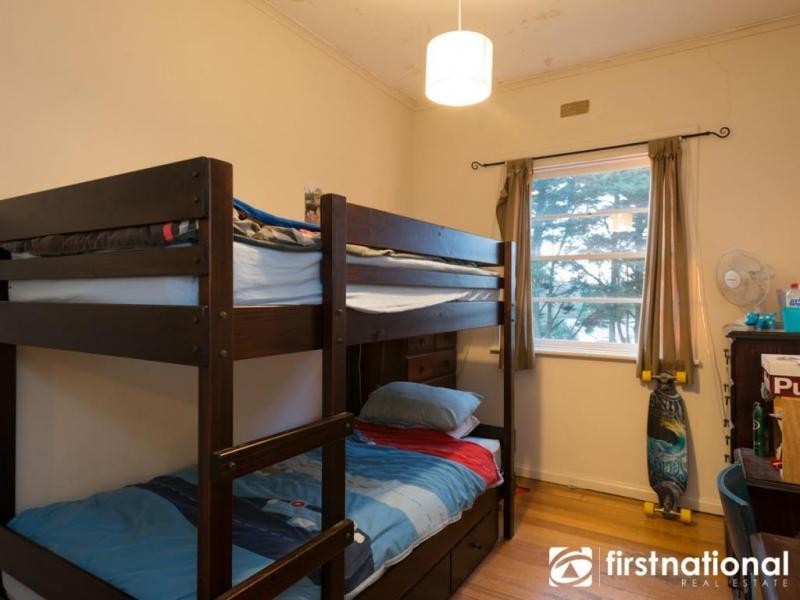 16 Meeking Drive, Pakenham VIC 3810