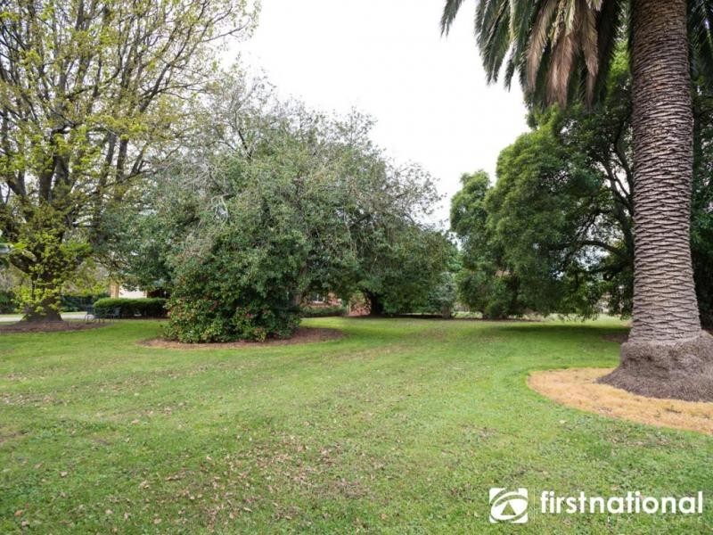 104 Buchanan Road, Berwick VIC 3806