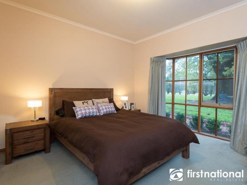 104 Buchanan Road, Berwick VIC 3806