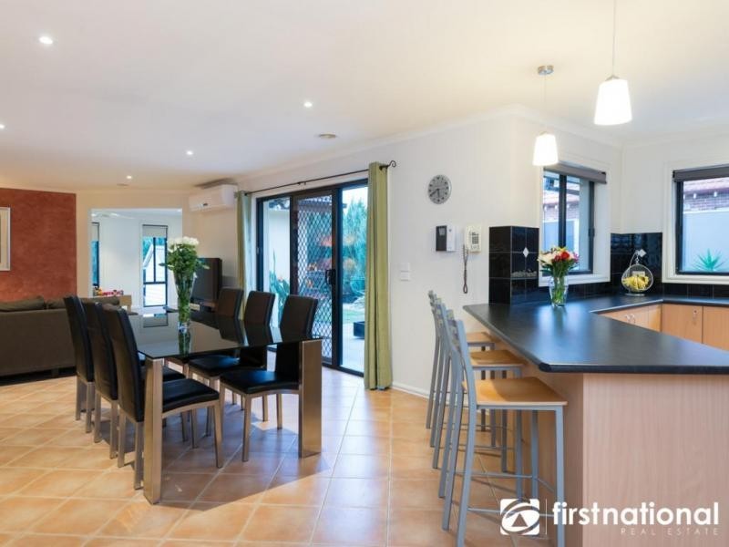 23 Mornington Grove, Berwick VIC 3806