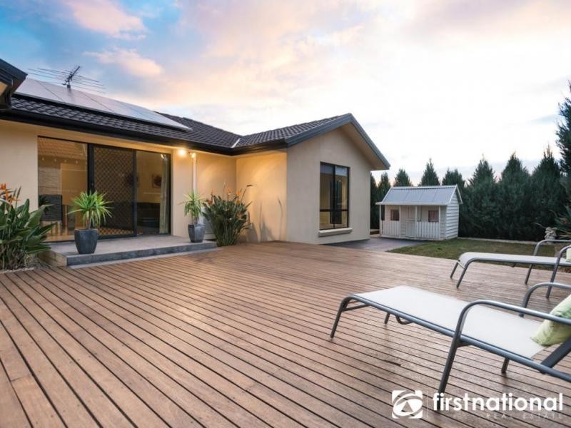 23 Mornington Grove, Berwick VIC 3806