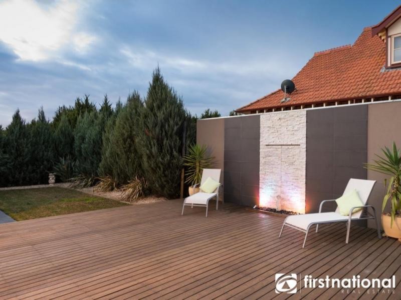 23 Mornington Grove, Berwick VIC 3806