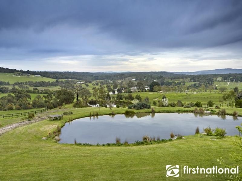 195 Split Rock Road, Beaconsfield Upper VIC 3808