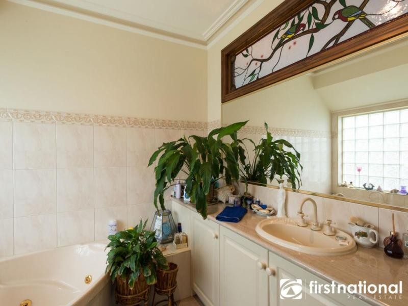 58A Lodge Crescent, Berwick VIC 3806