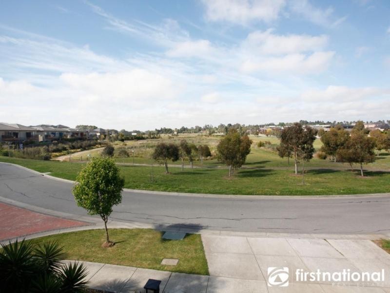 14 Canberra Avenue, Berwick VIC 3806