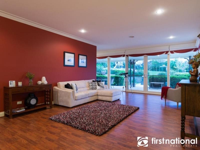 14-16 Cloverfield Close, Berwick VIC 3806