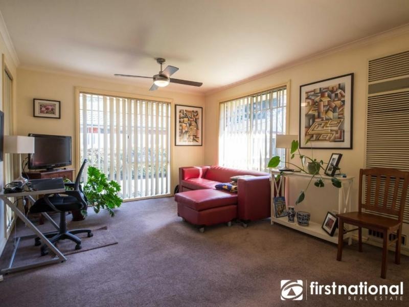 2/63 Cheviot Avenue, Berwick VIC 3806