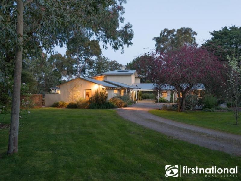 58 Buchanan Road, Berwick VIC 3806
