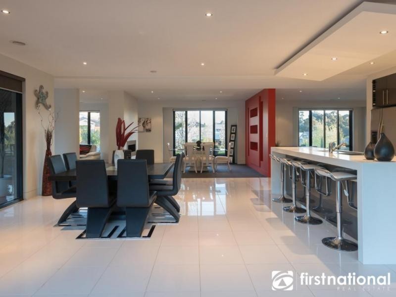 33-35 Timberside Drive, Beaconsfield VIC 3807