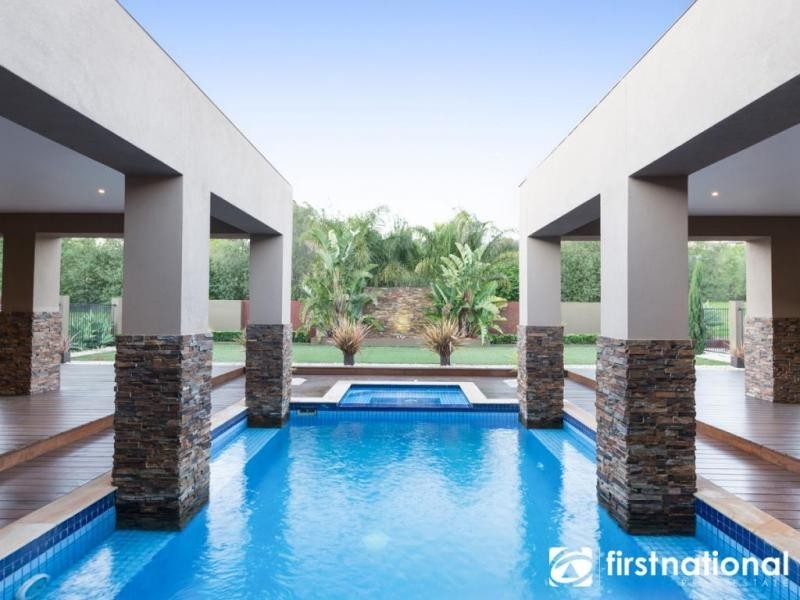 33-35 Timberside Drive, Beaconsfield VIC 3807