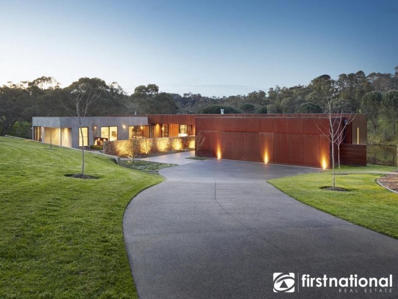 10 Boundary Road, Narre Warren East VIC 3804