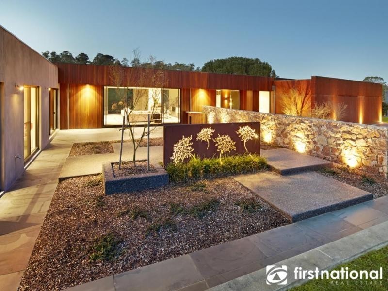 10 Boundary Road, Narre Warren East VIC 3804