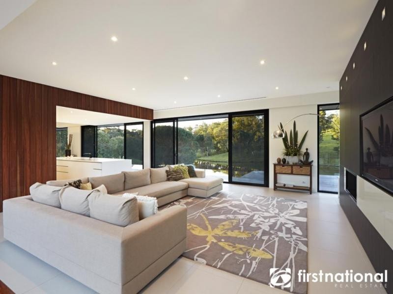 10 Boundary Road, Narre Warren East VIC 3804