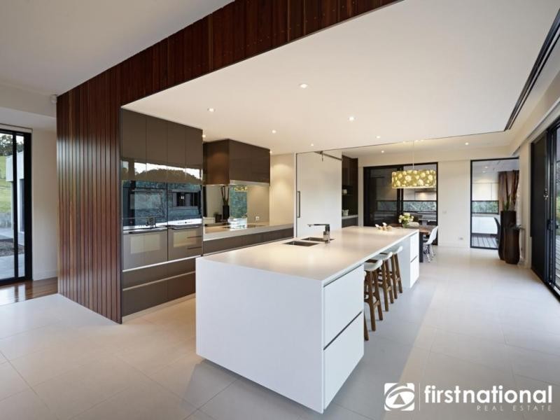 10 Boundary Road, Narre Warren East VIC 3804