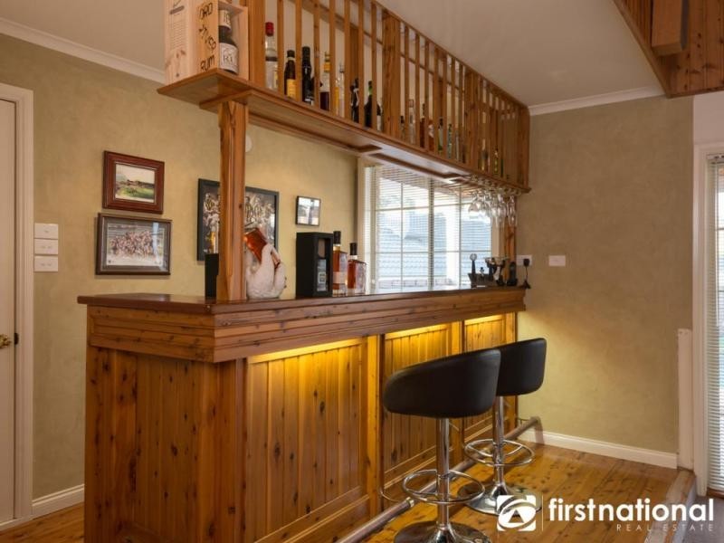 4 Cowper Rise, Berwick VIC 3806