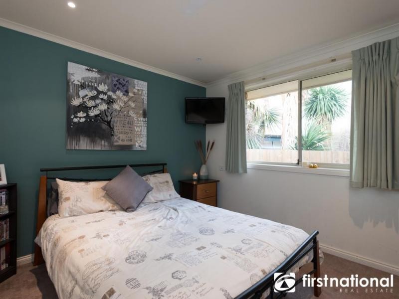 4 Cowper Rise, Berwick VIC 3806