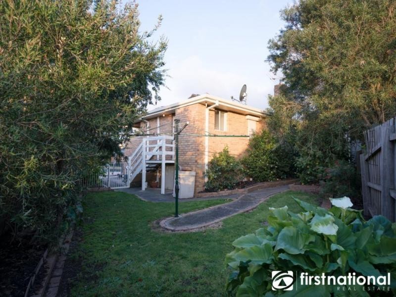 4 Cowper Rise, Berwick VIC 3806