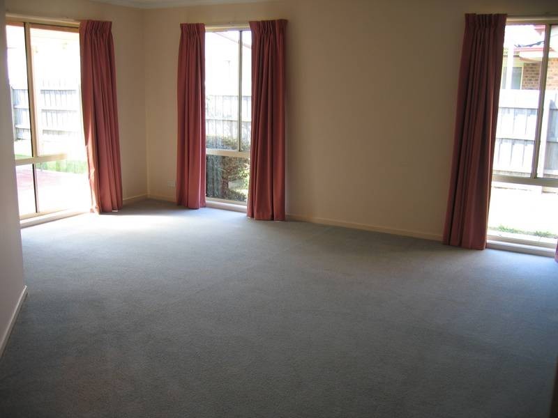 5 Hatten Place, Berwick VIC 3806