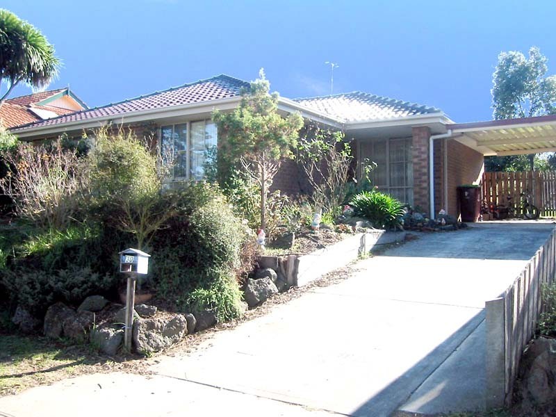 30 Coolabah Grove, Berwick VIC 3806