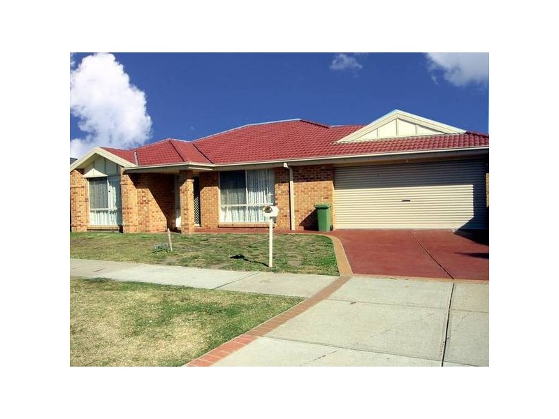 12 Cromford Crescent, Narre Warren South VIC 3805