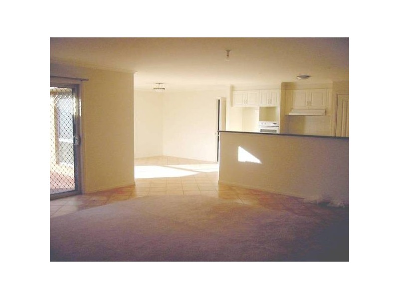 12 Cromford Crescent, Narre Warren South VIC 3805