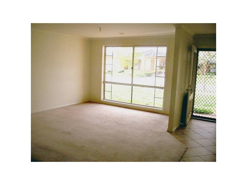 12 Cromford Crescent, Narre Warren South VIC 3805