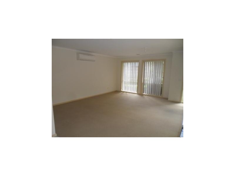 2/25 Stamford Crescent, Rowville VIC 3178