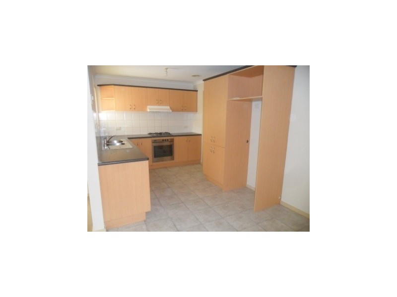 2/25 Stamford Crescent, Rowville VIC 3178