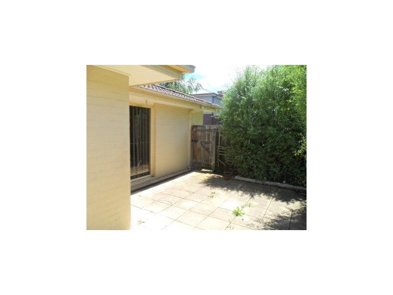 2/25 Stamford Crescent, Rowville VIC 3178