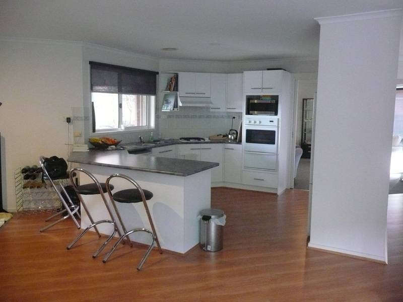 44 Yaldara Drive, Berwick VIC 3806