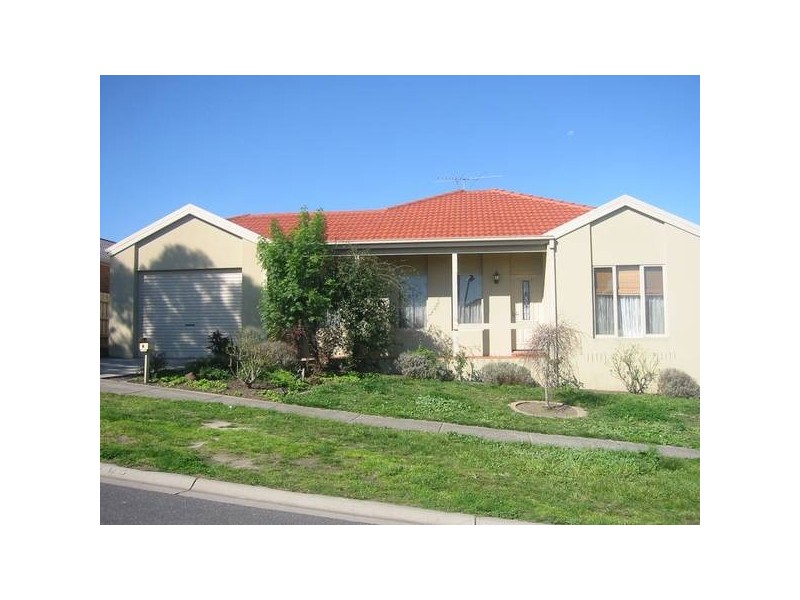 3B Allardice Parade, Berwick VIC 3806