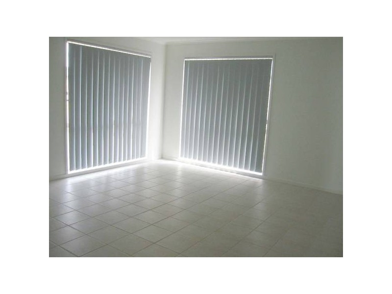 8 Kate Elizabeth Avenue, Berwick VIC 3806