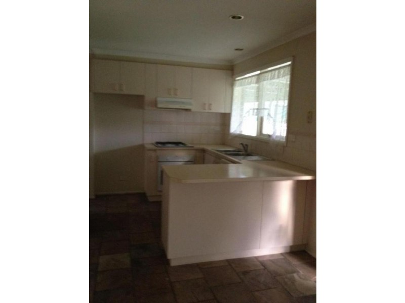 34 Cheviot Avenue, Berwick VIC 3806