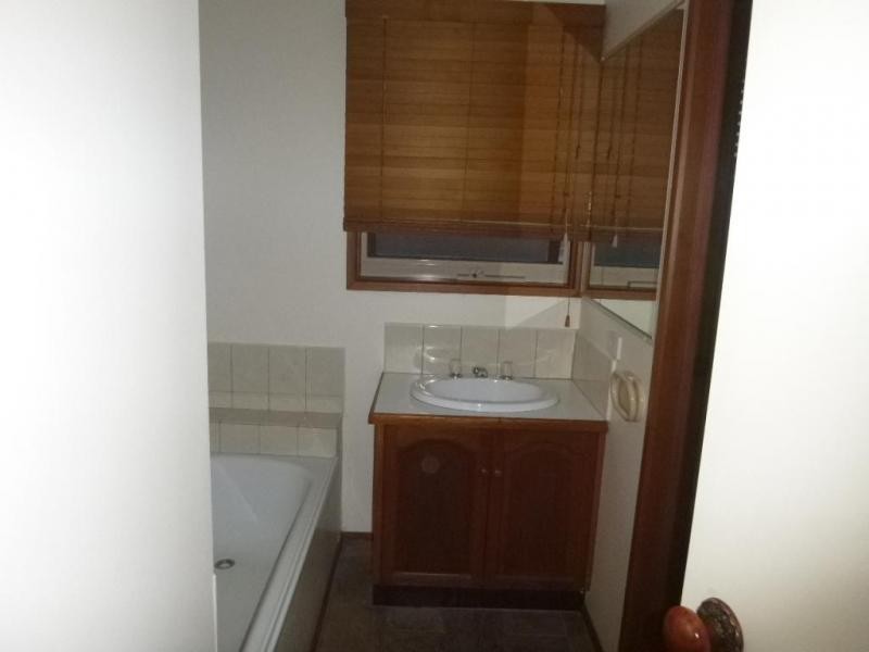 54 Anaconda Road, Narre Warren VIC 3805