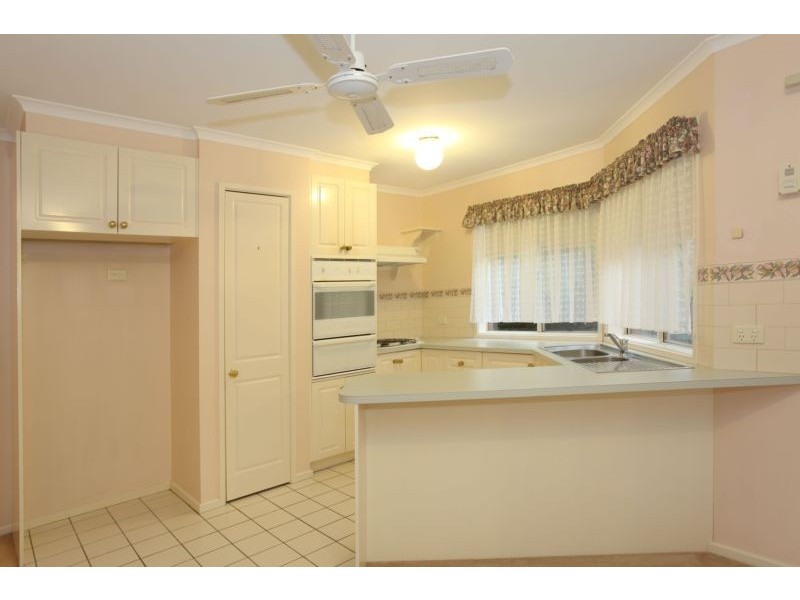 8 Emma Court, Berwick VIC 3806