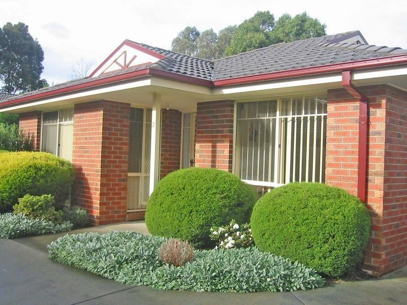 2/63 Cheviot Avenue, Berwick VIC 3806