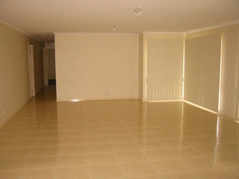 134 The Promenade, Narre Warren South VIC 3805