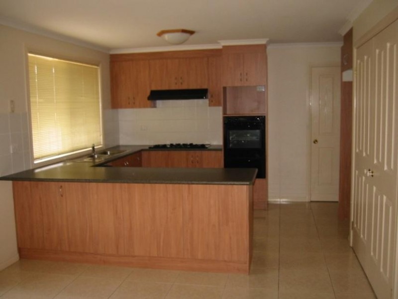 134 The Promenade, Narre Warren South VIC 3805