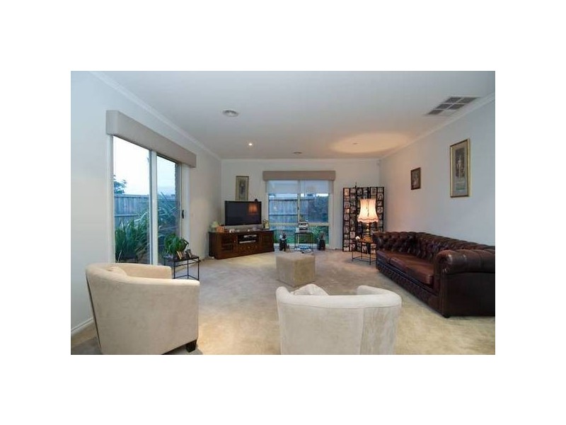 1 Carabeen Way, Lyndhurst VIC 3975